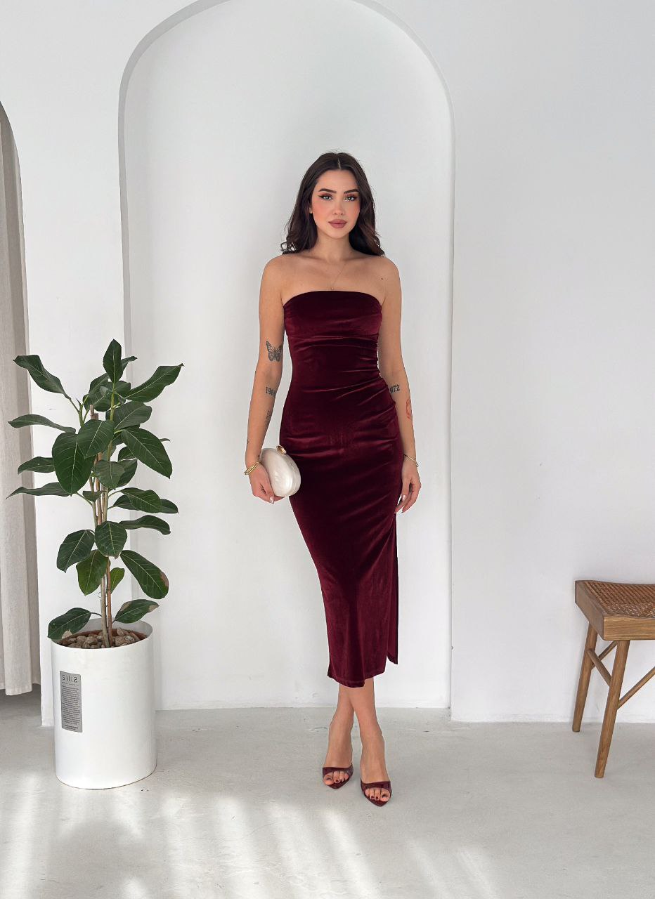 Damska sukienka midi z weluru