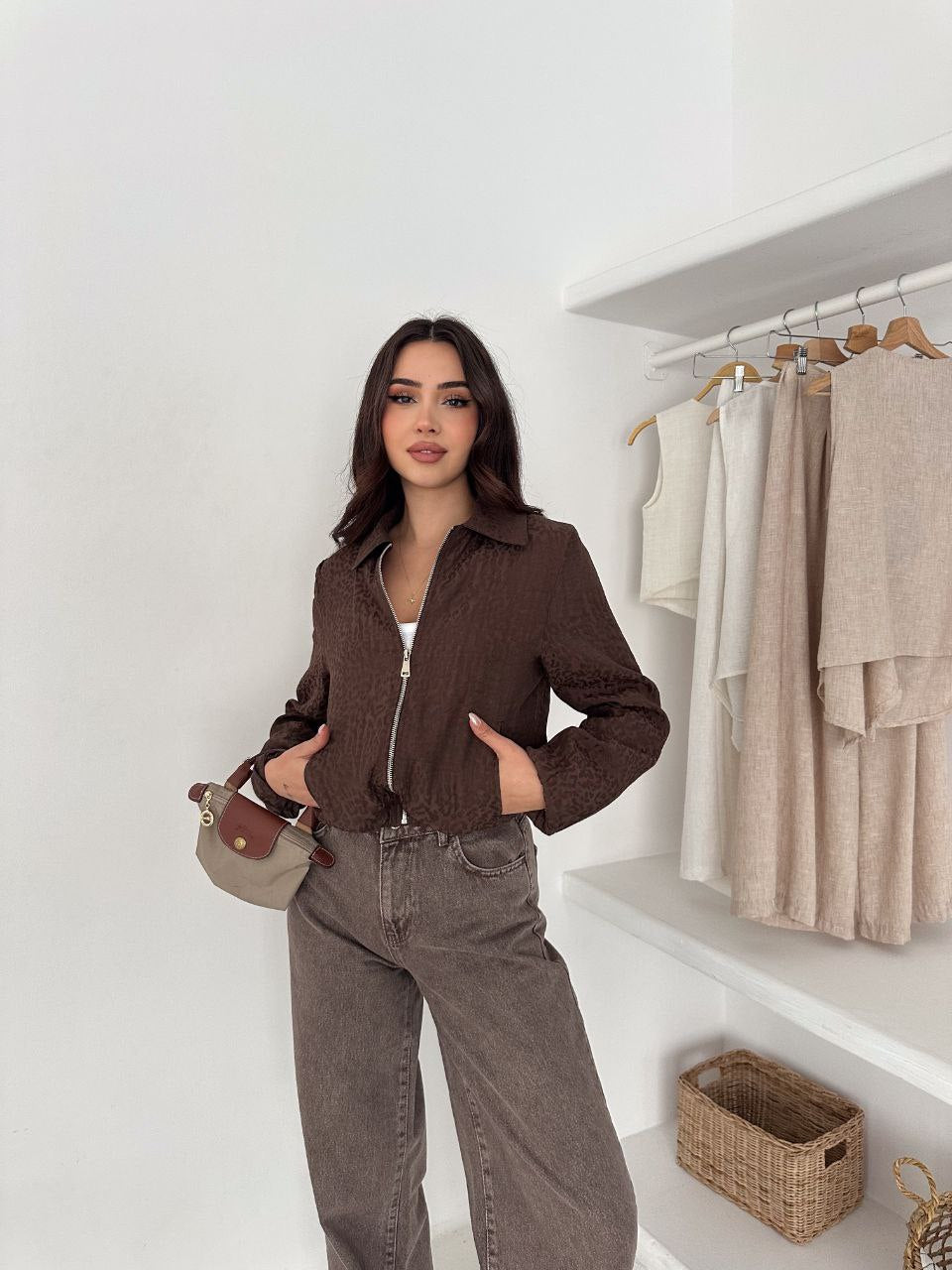 Damska kurtka satynowa