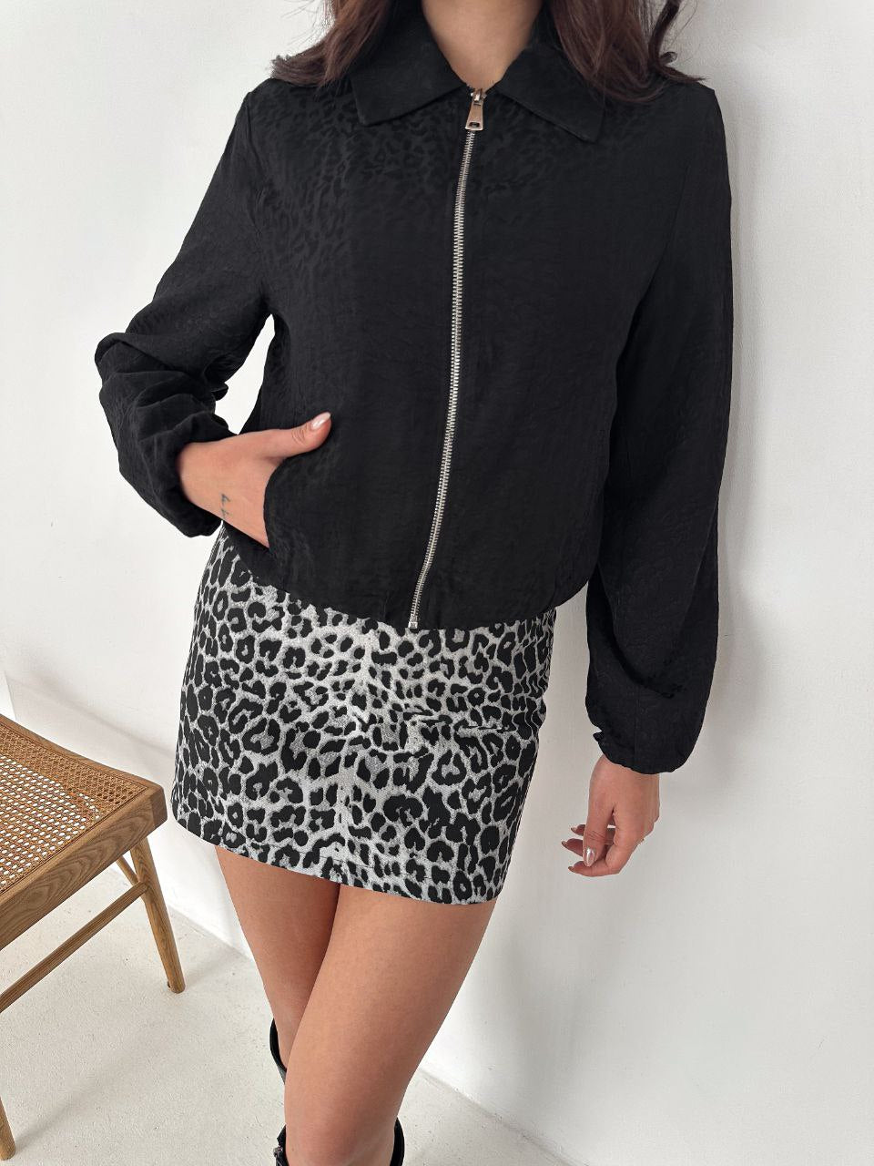 Damska kurtka satynowa