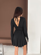 Damska sukienka z krótkimi spodenkami