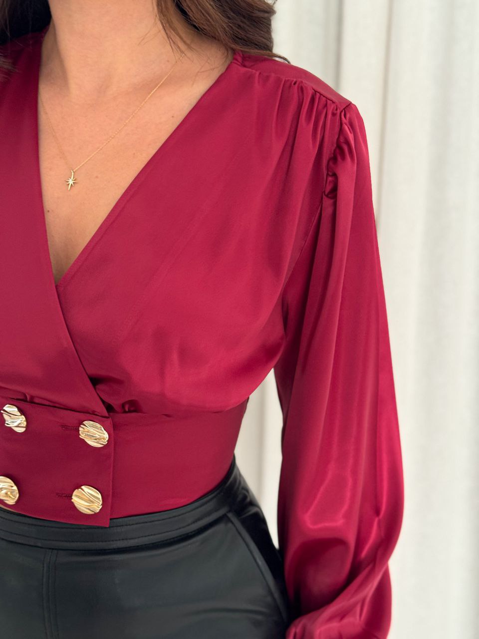 Damska bluzka satynowa