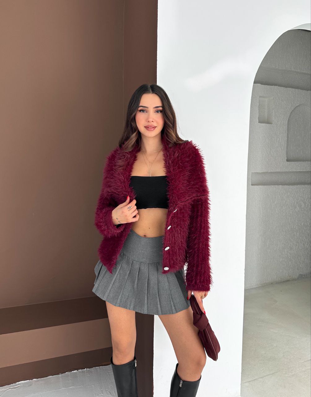 Damski elegancki kardigan z długim włosiem