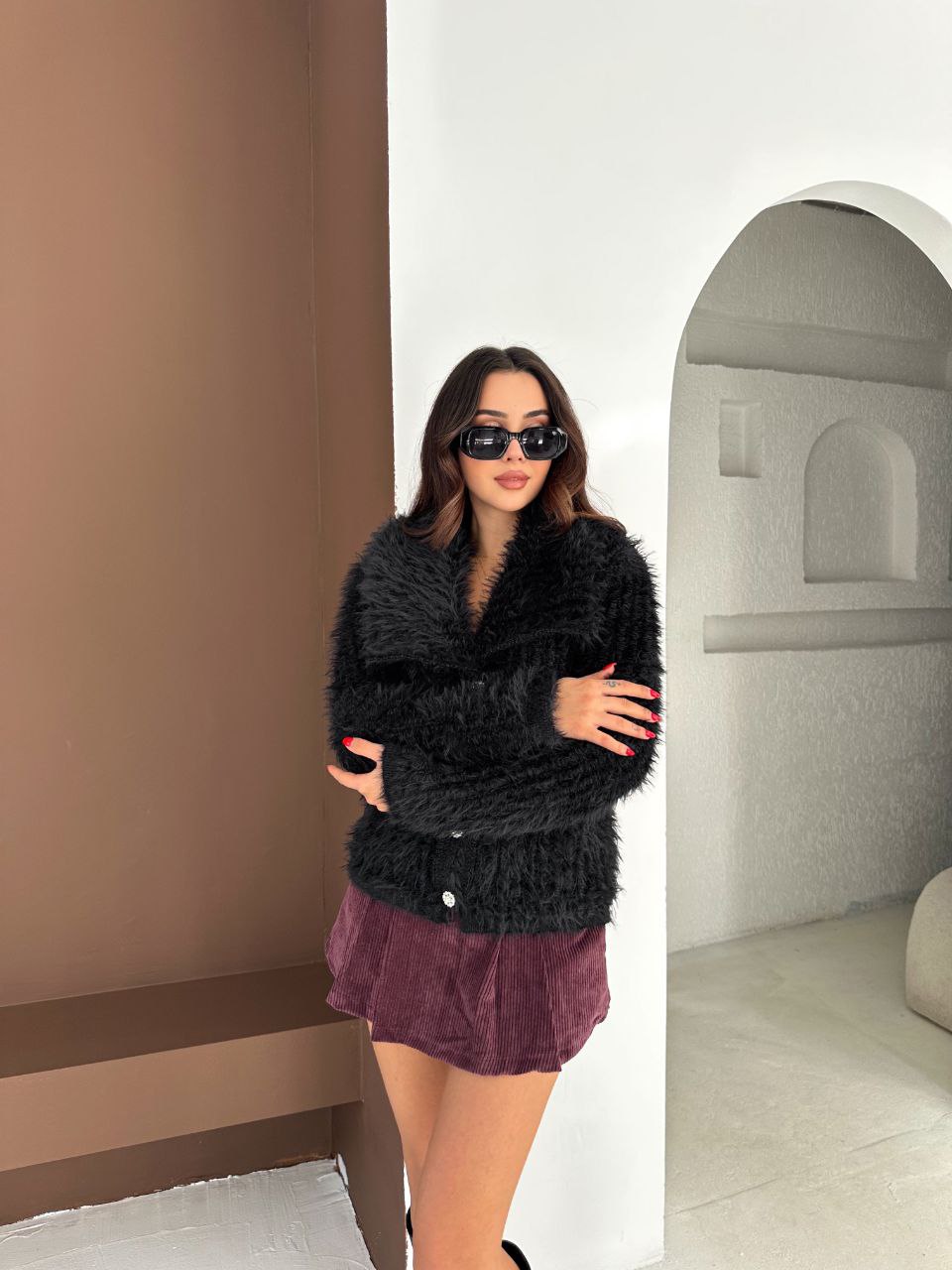 Damski elegancki kardigan z długim włosiem